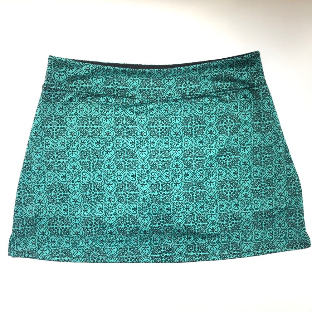 Tranquility by Colorado Clothing Skort Size M